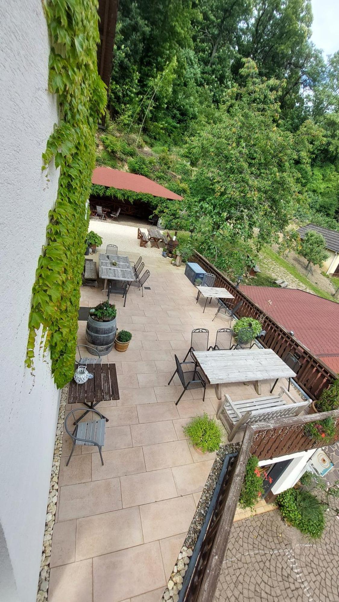 Gaestehaus Gerhardt Schweigen-Rechtenbach Kültér fotó