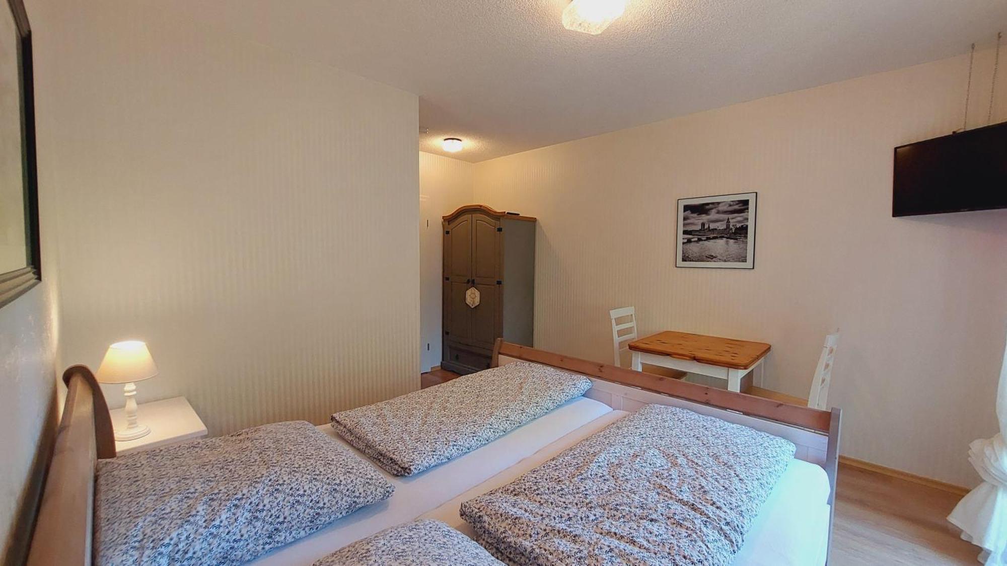 Gaestehaus Gerhardt Schweigen-Rechtenbach Kültér fotó